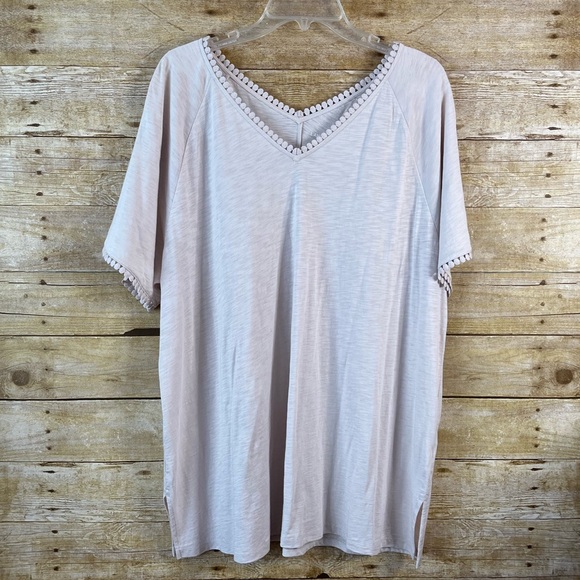 Lands' End Tops - Lands' End Women’s Beige V-Neck Tunic Top Size 1X Detailed Neck Short Sleeves